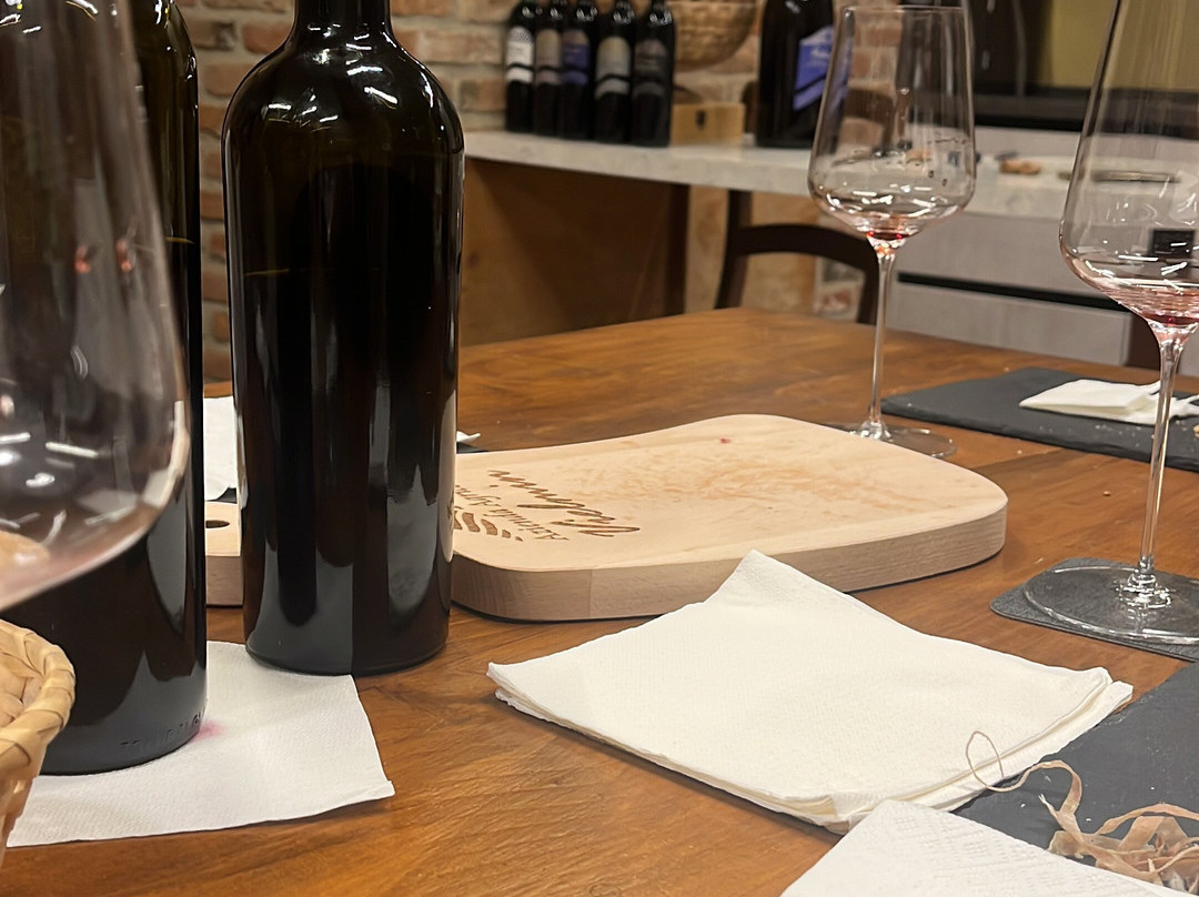 Azienda Agricola Vielmin-Castellinaldo必去景点