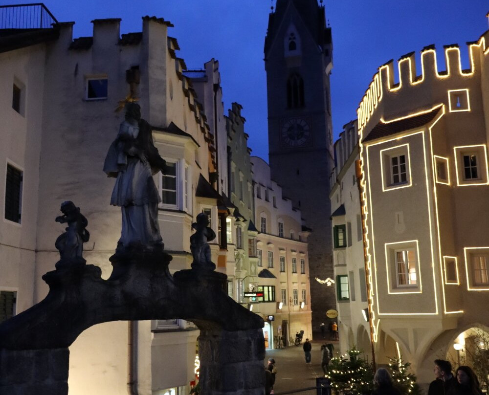 Arco Ponte Aquila-布雷萨诺内必去景点