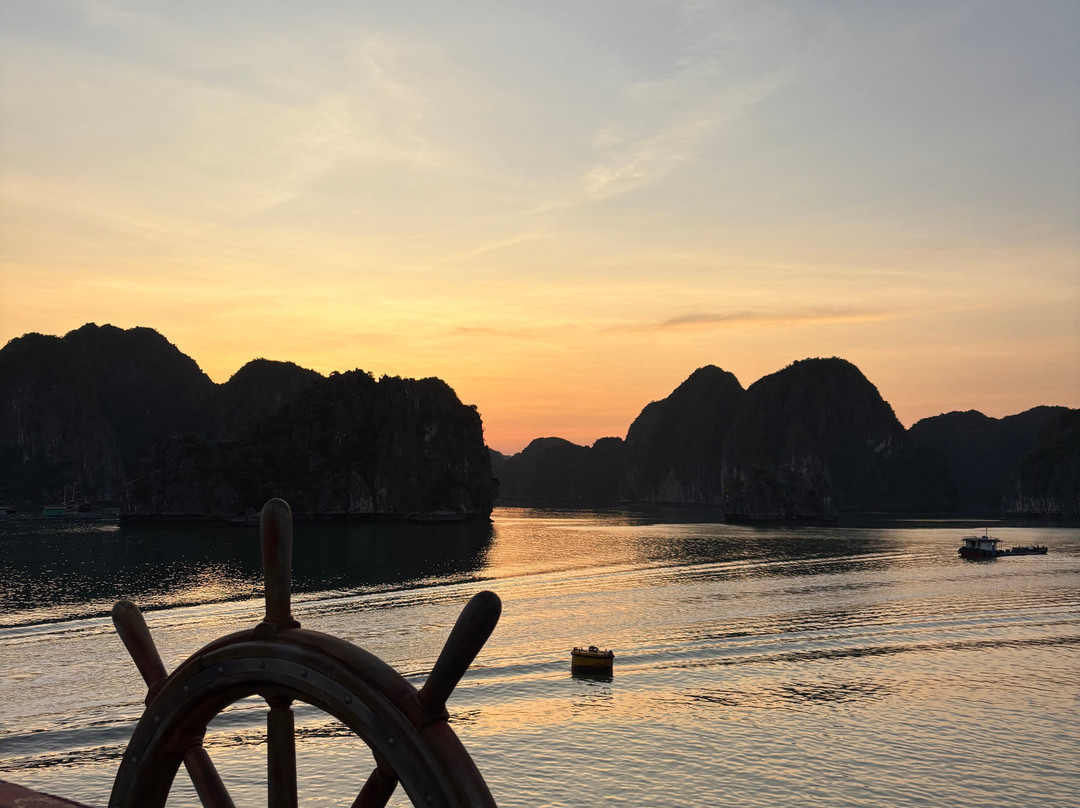 Azotar Travel-河内必去景点