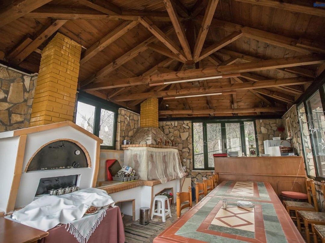 Nefeles Hotel