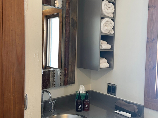 凡尔赛德度假酒店主图