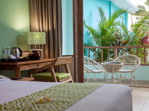 努沙蓝梦岛马哈吉利度假村主图