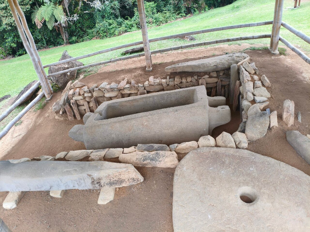 Parque Arqueológico Alto de los Ídolos-Isnos必去景点