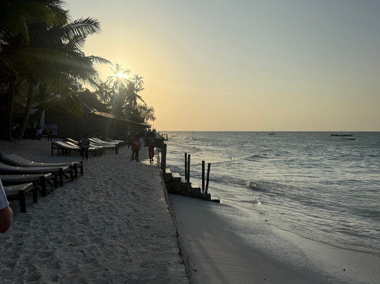 Kibanda Beach Club Diving Center-孥归必去景点