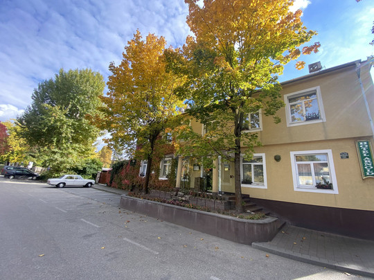 阿诺德酒店主图