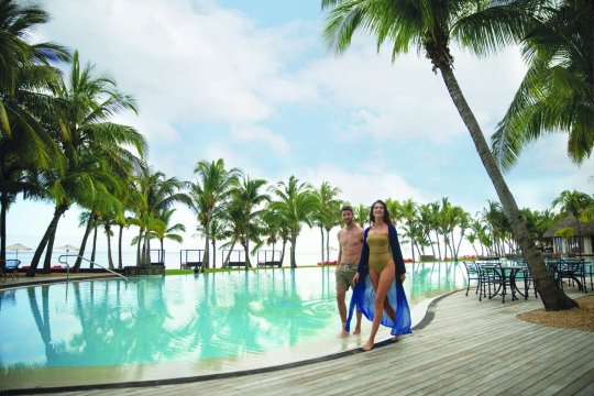 迪娜罗宾酒店高尔夫及水疗中心-泳池