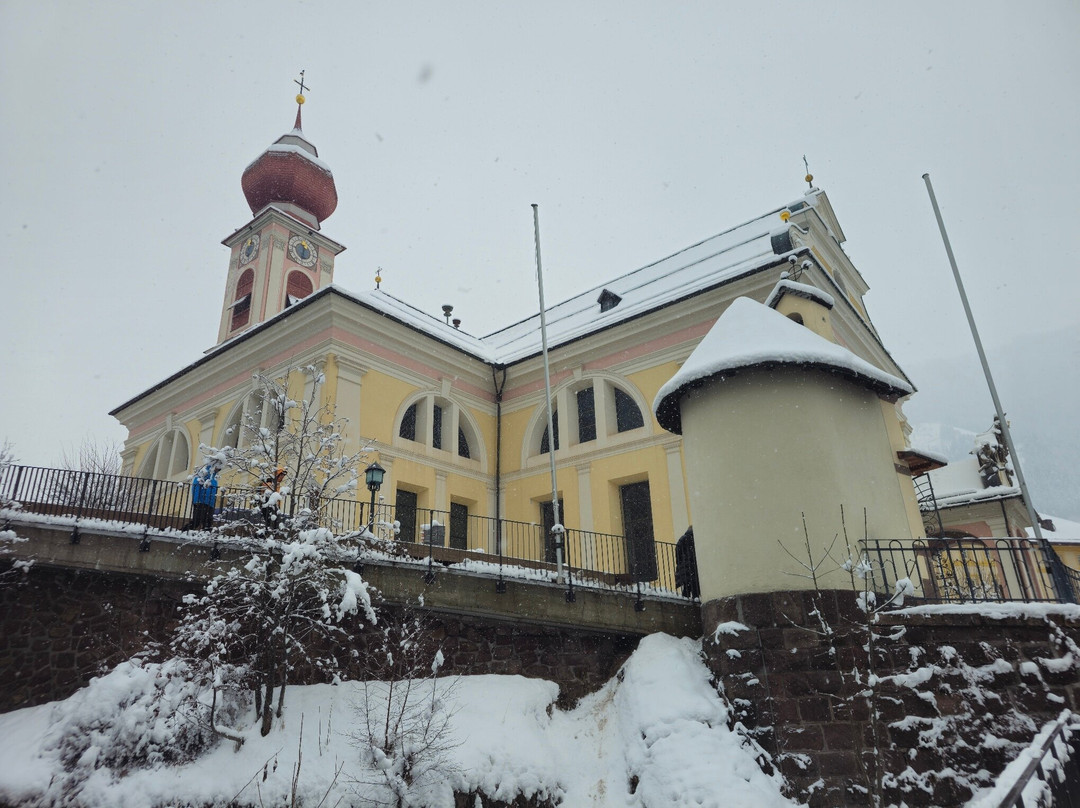 Chiesa di Sant'Udalrico-奥蒂塞伊必去景点