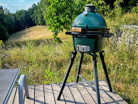 赫比森林酒店主图