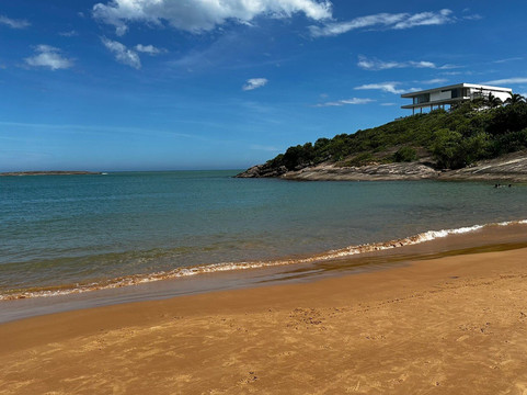 Bacutia Beach-瓜拉帕里必去景点