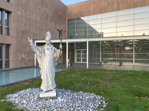 Collezione Paolo VI-Concesio必去景点