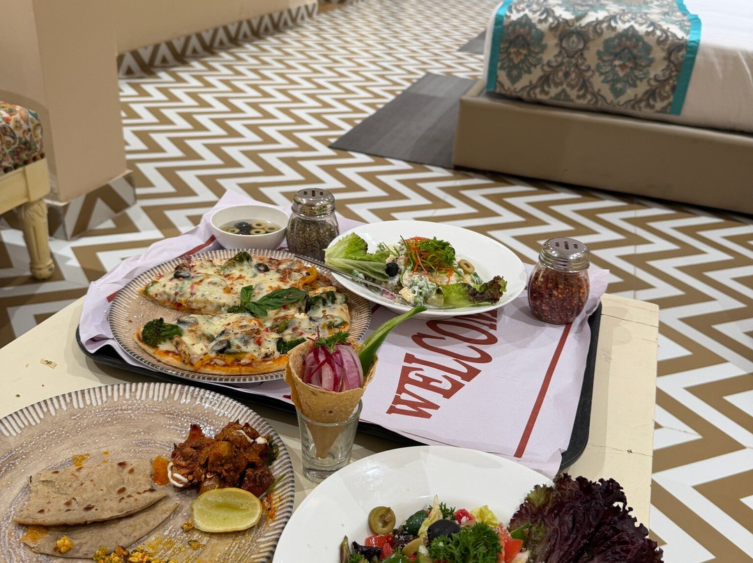 黑瓦天堂度假村主图