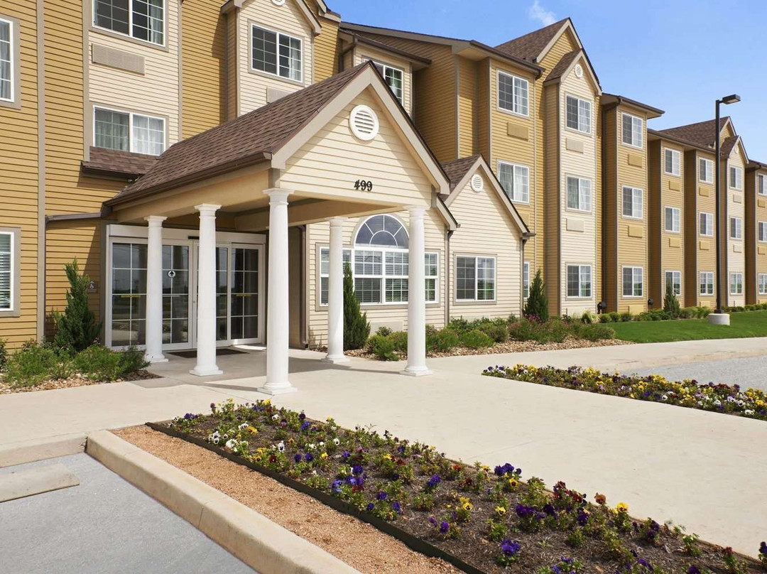 科图拉麦客达套房酒店