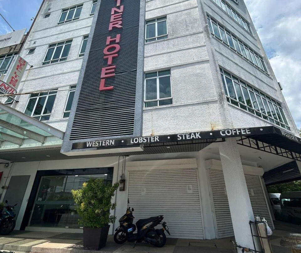 Liner hotel