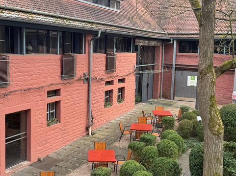 施洛斯伯格穆尔旅馆主图