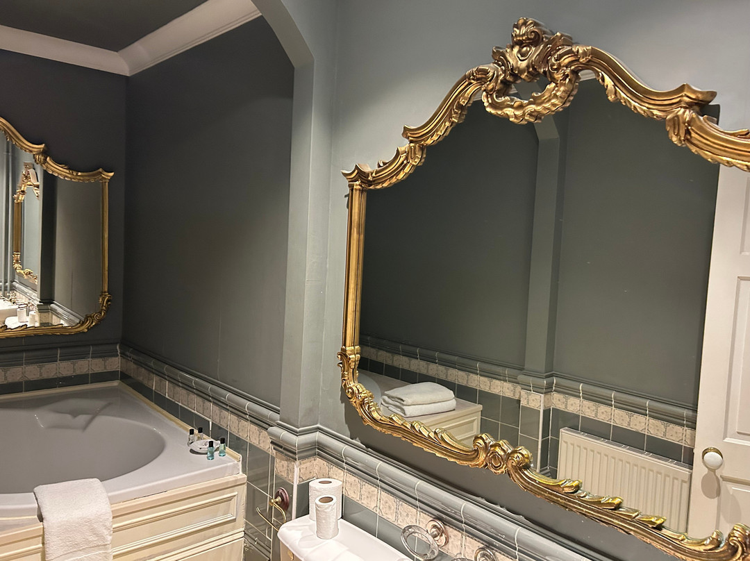 蒙斯顿小屋酒店主图