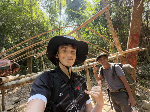 Parrot Tours-邦隆必去景点