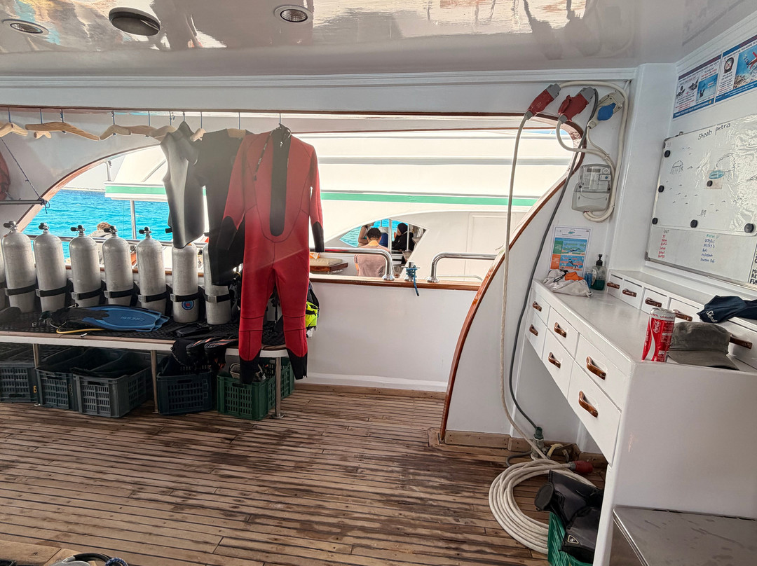 蓝色天堂潜水中心-赫尔格达必去景点