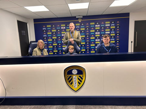 Leeds United Football Club-利兹必去景点