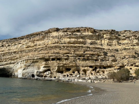 Matala Beach-马塔拉必去景点