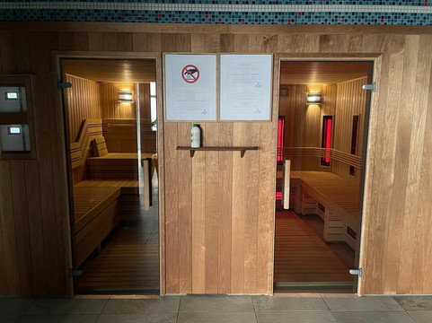 沃茵斯基Spa酒店主图