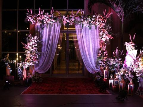 塞恩好莱坞星球酒店主图