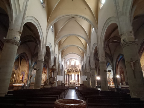 Church of Saint Martin-利穆必去景点