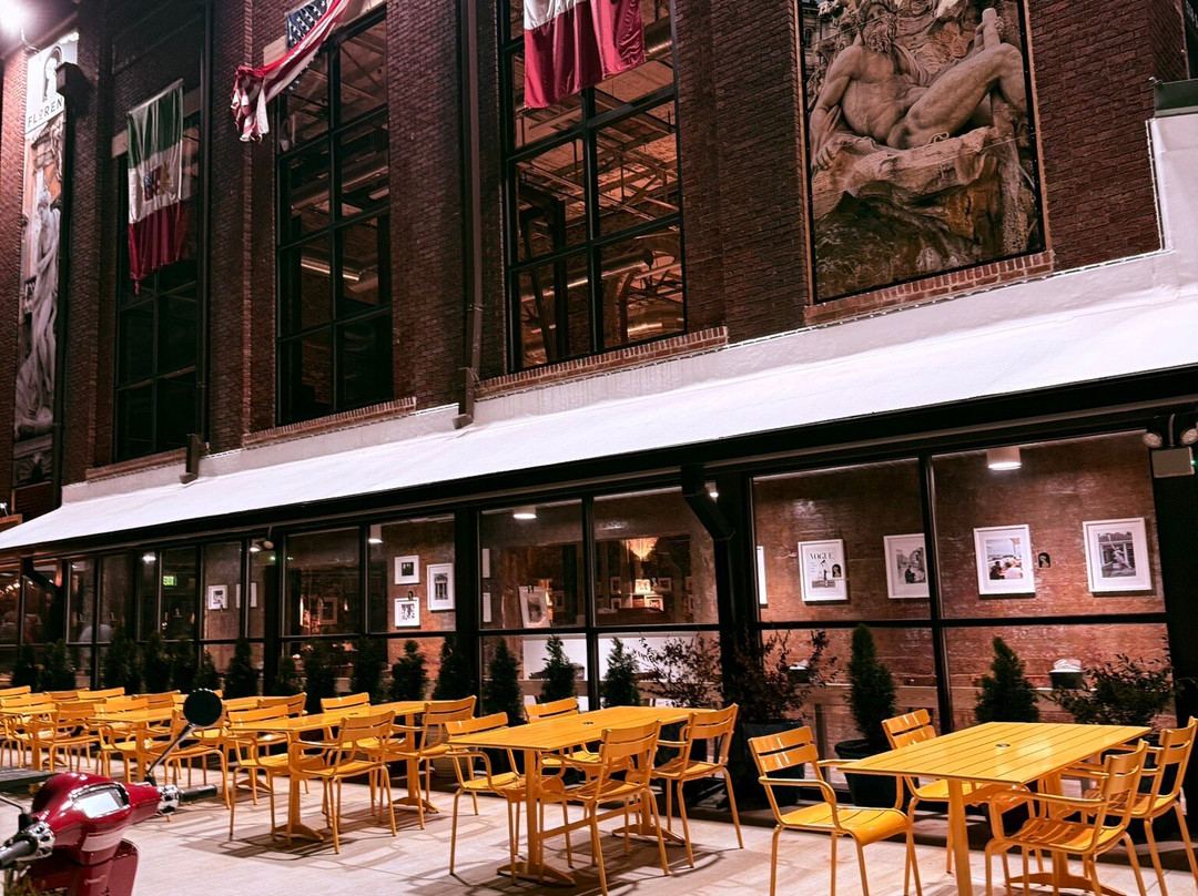 Florence Wine & Beer Garden