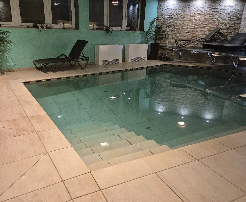 理意其尼酒店主图