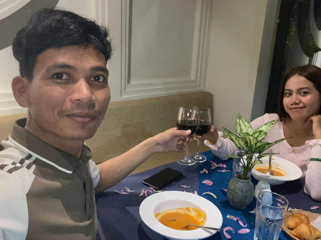 巴戎现代公寓酒店主图