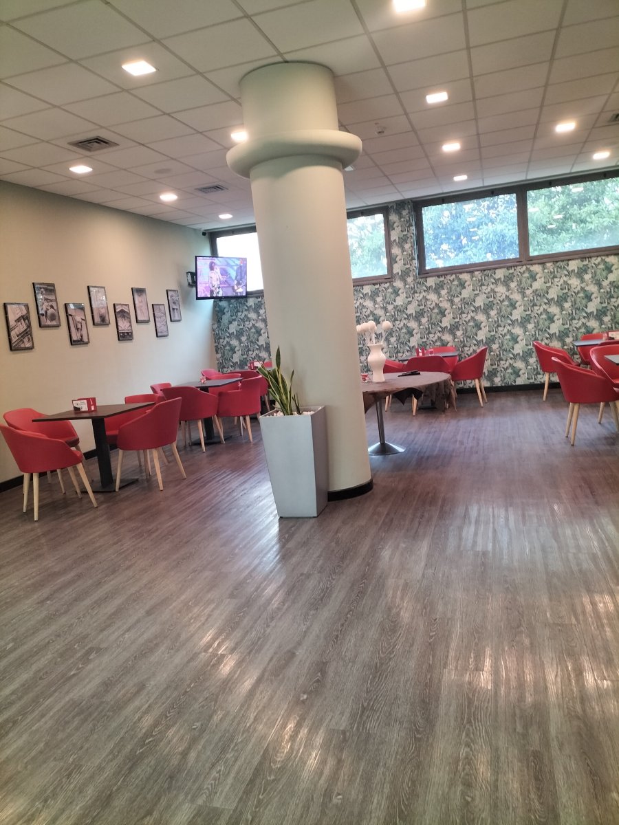 雄伟之家酒店-官方