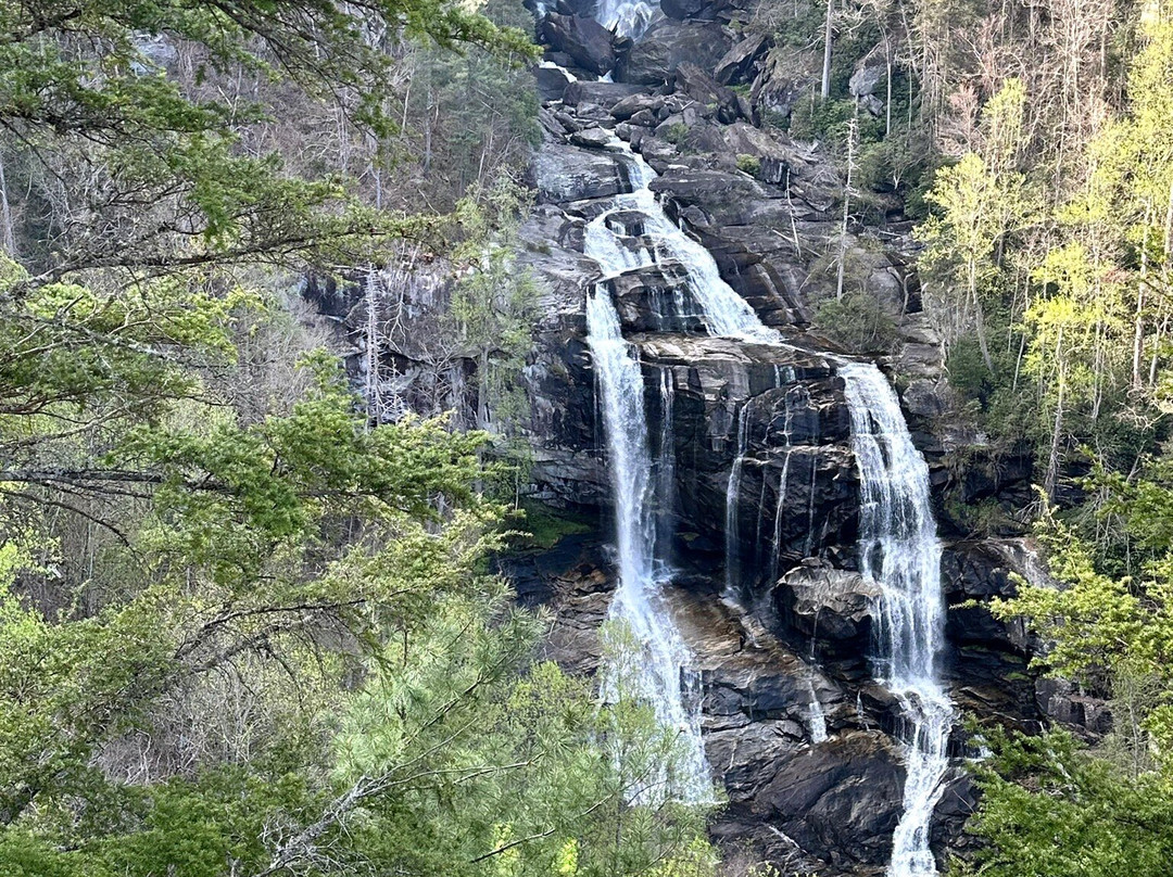 Whitewater Falls-Sapphire必去景点