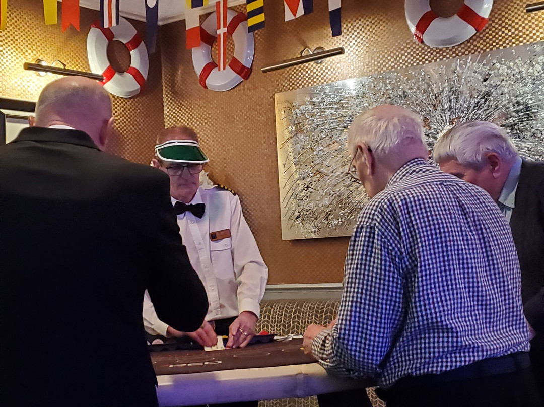 蒂奈达勒酒店主图