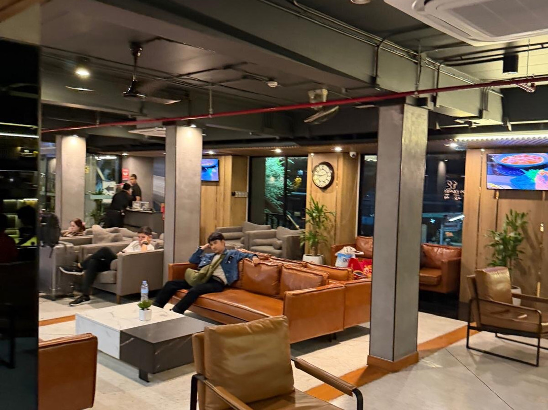 12号住宅酒店及公寓 (廊曼机场)主图