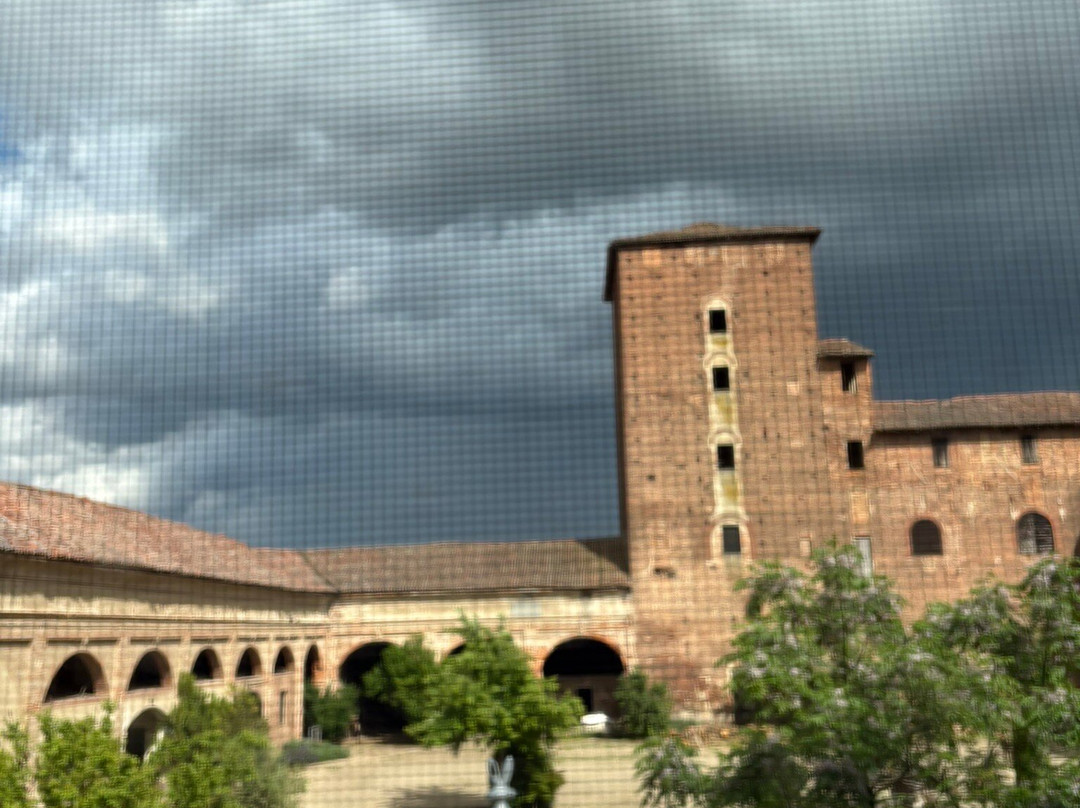 Castello Beccaria-Pieve del Cairo必去景点