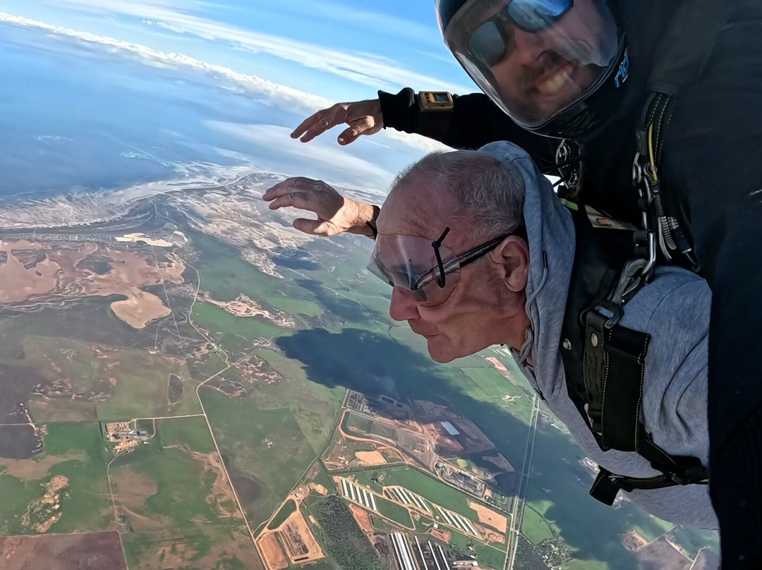 Adelaide Tandem Skydiving-阿德莱德必去景点