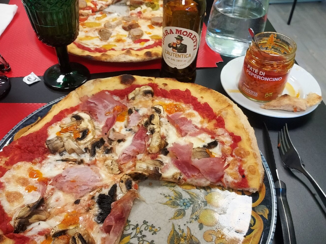 Roma Pizzeria Restaurant