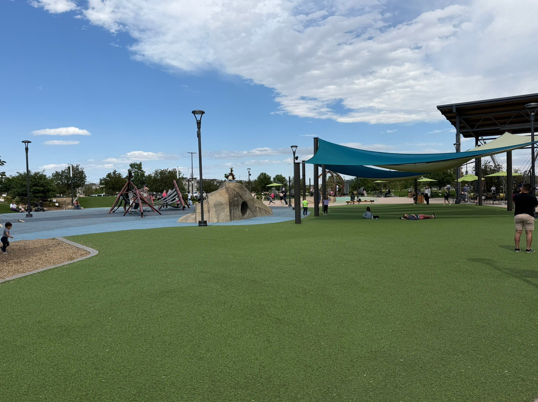 Denver Premium Outlets-Thornton必去景点