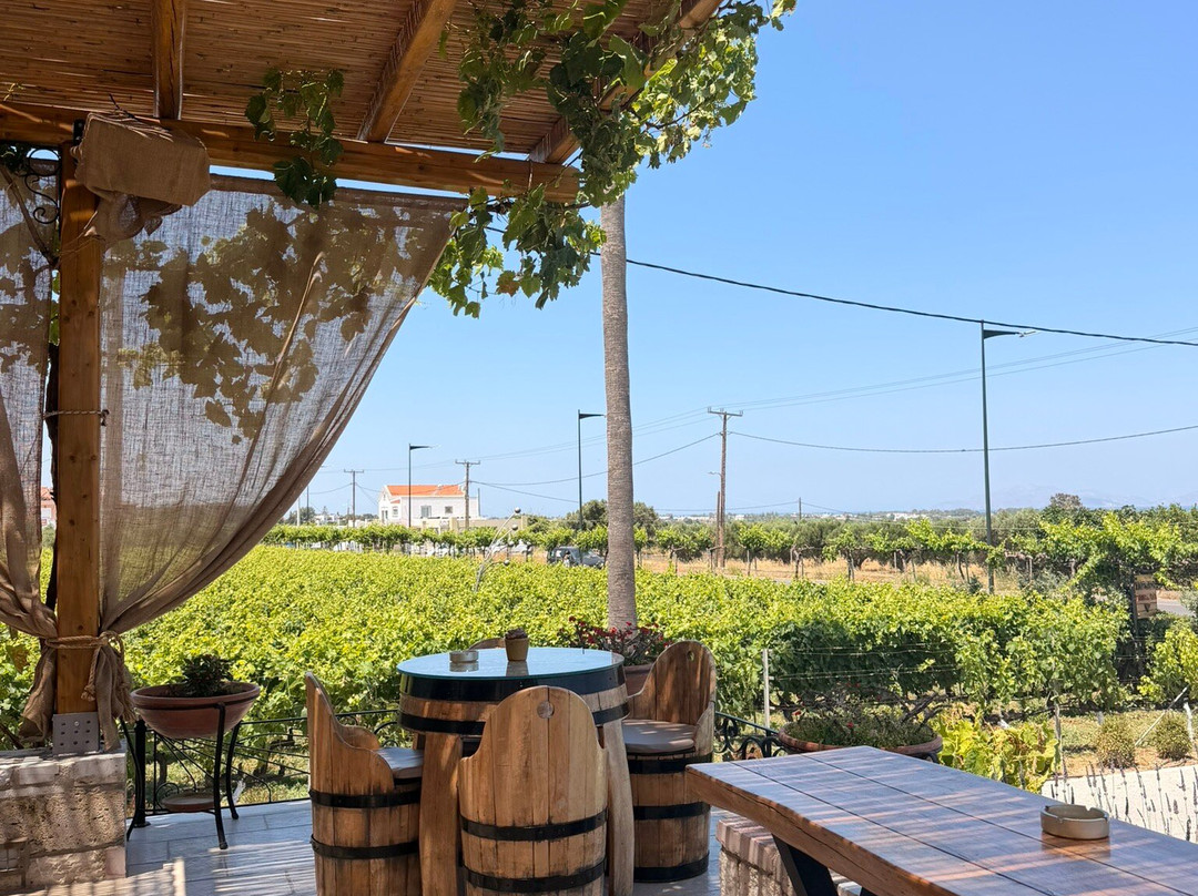 Hatziemmanouil Winery-Linopotis必去景点