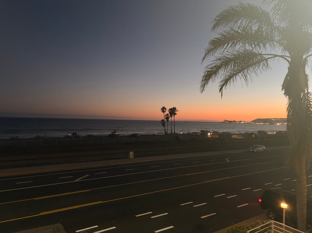 达纳点海滨套房旅馆主图