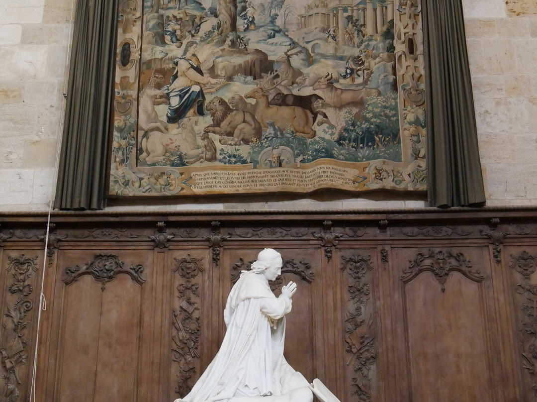 Cathédrale Saint Mammès-Langres必去景点