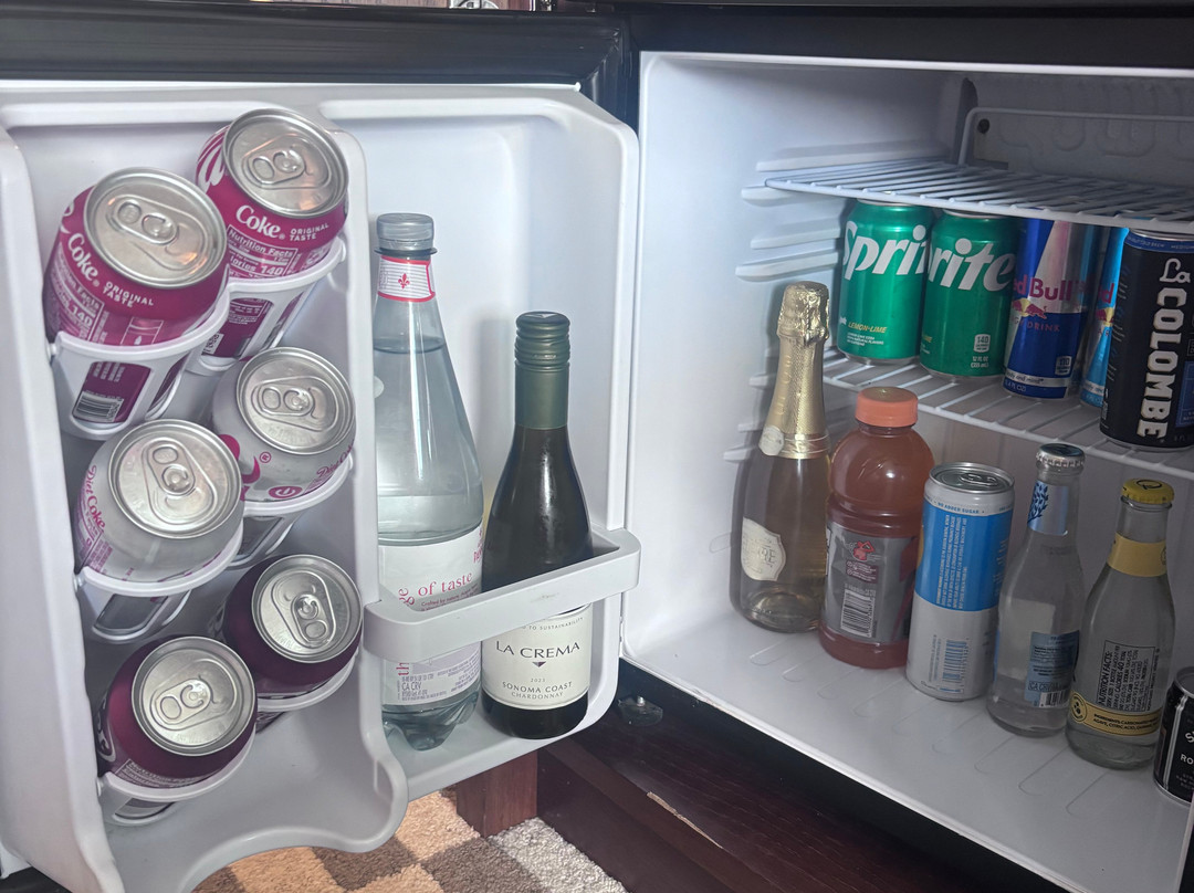 金普顿哈珀酒店主图