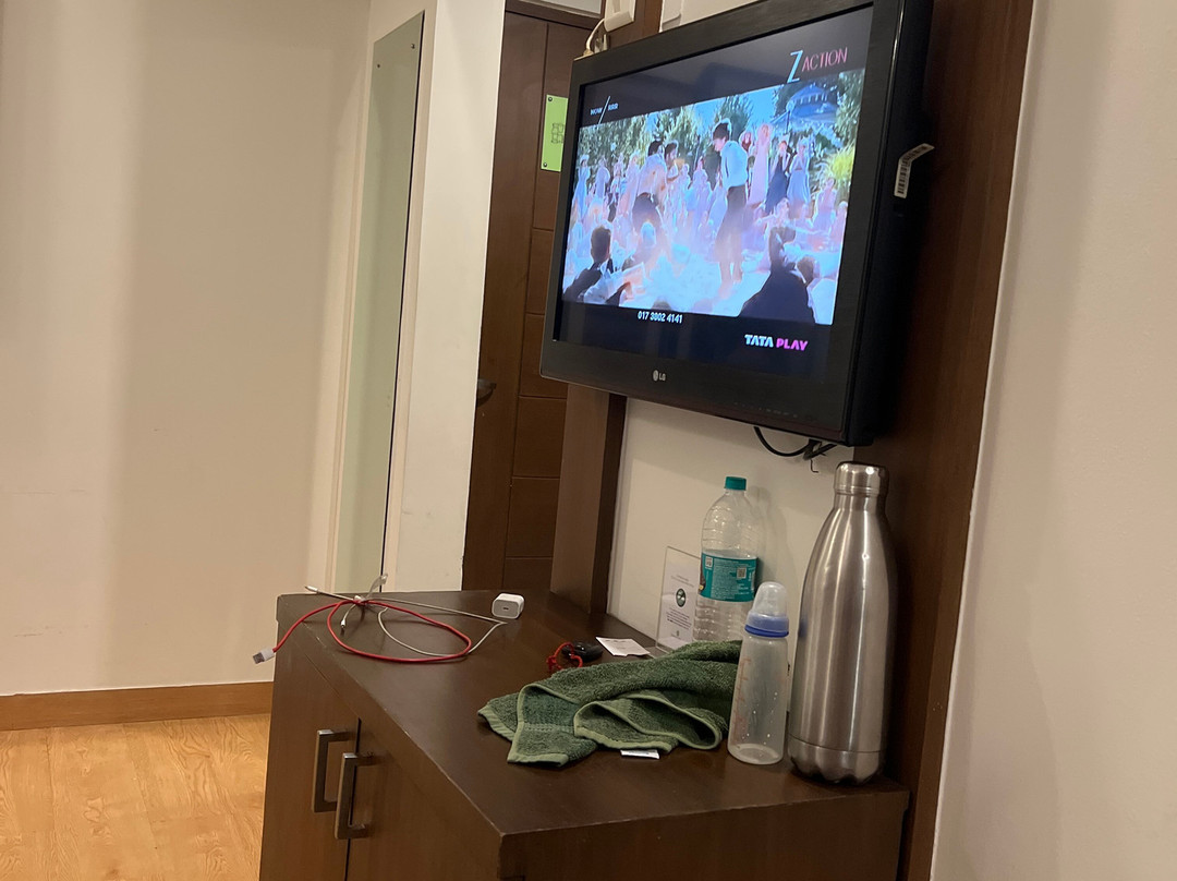 阿尔瓦尔柠檬树酒店主图