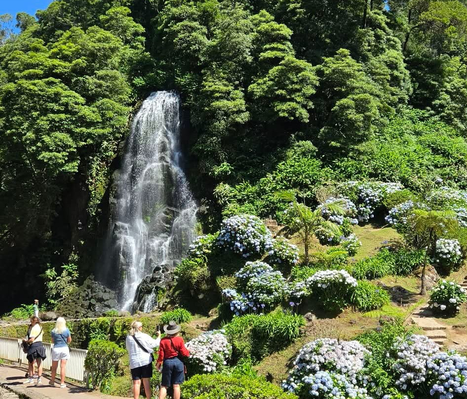 Parque Natural da Ribeira dos Caldeirões-Achada必去景点