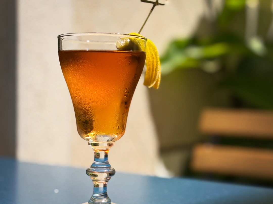 Arbutus Bar