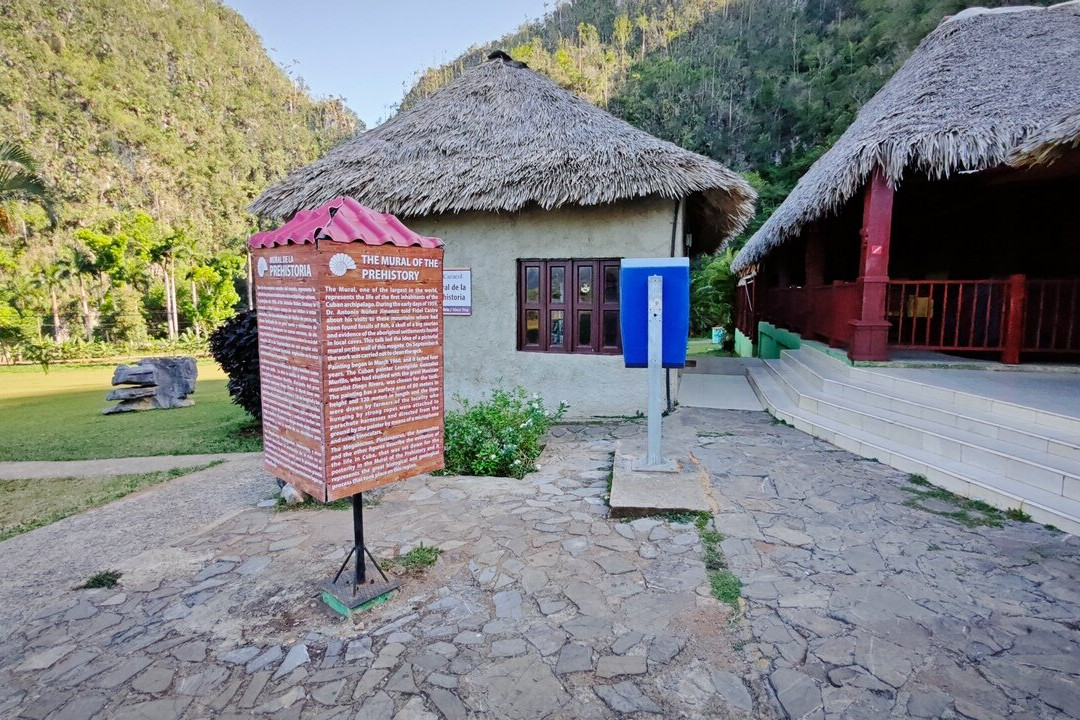 Mural de la Prehistoria-维纳勒斯必去景点