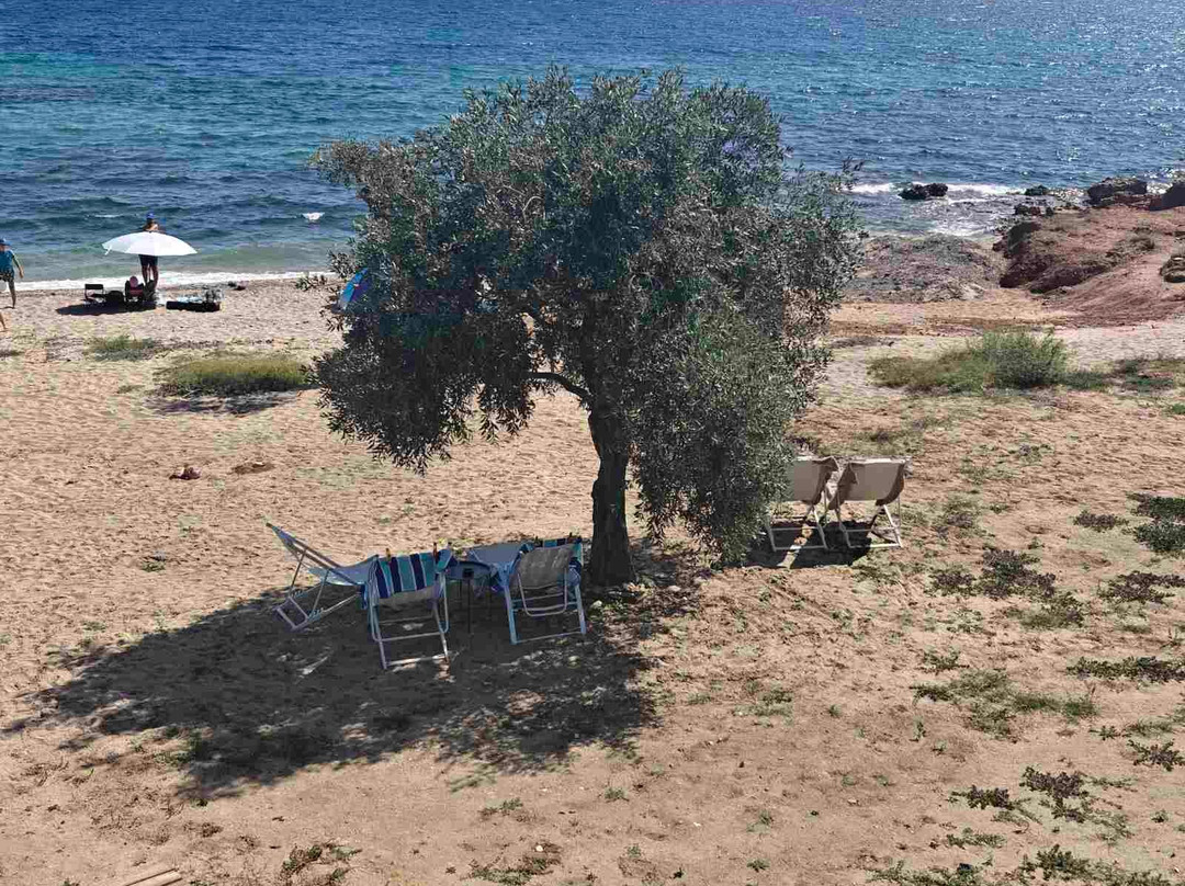 Eludes Seaside Suites