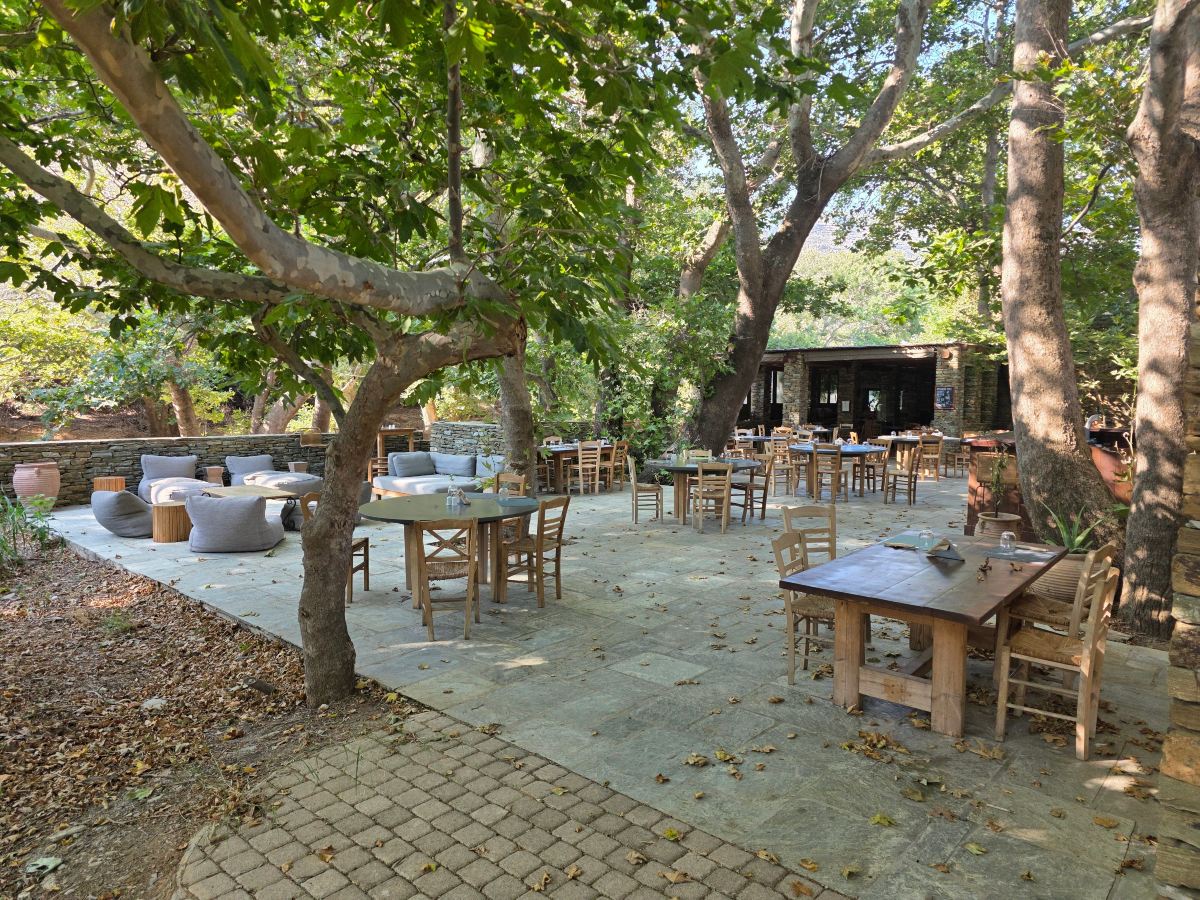 昂纳尔安德罗斯酒店-旅行者