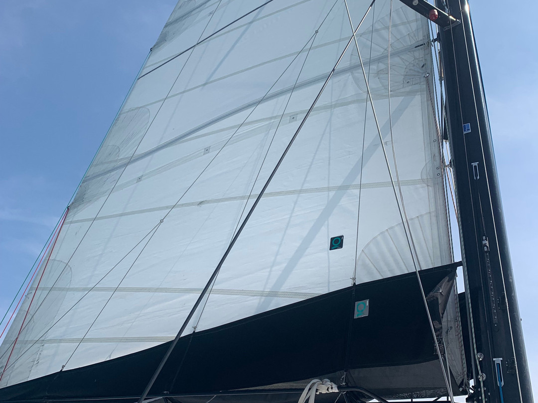 Caseneuve Maxi Catamaran-Baden必去景点