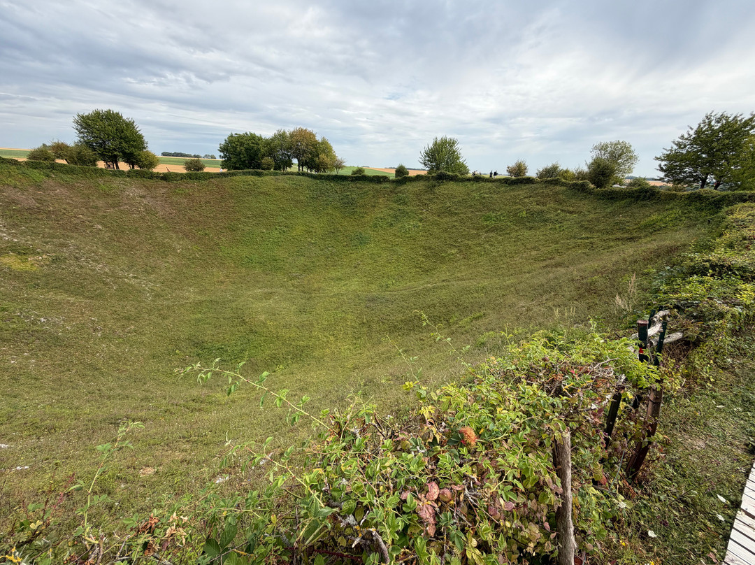 Lochnagar Crater-Ovillers-la-Boisselle必去景点