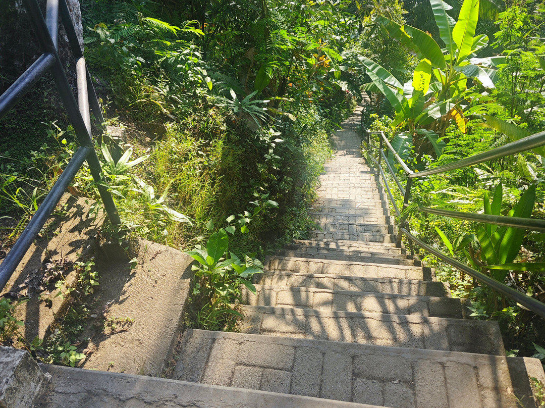 Gembleng Waterfall-席德门必去景点